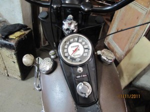 moto harley en el taller de motos, Montevideo, Uruguay